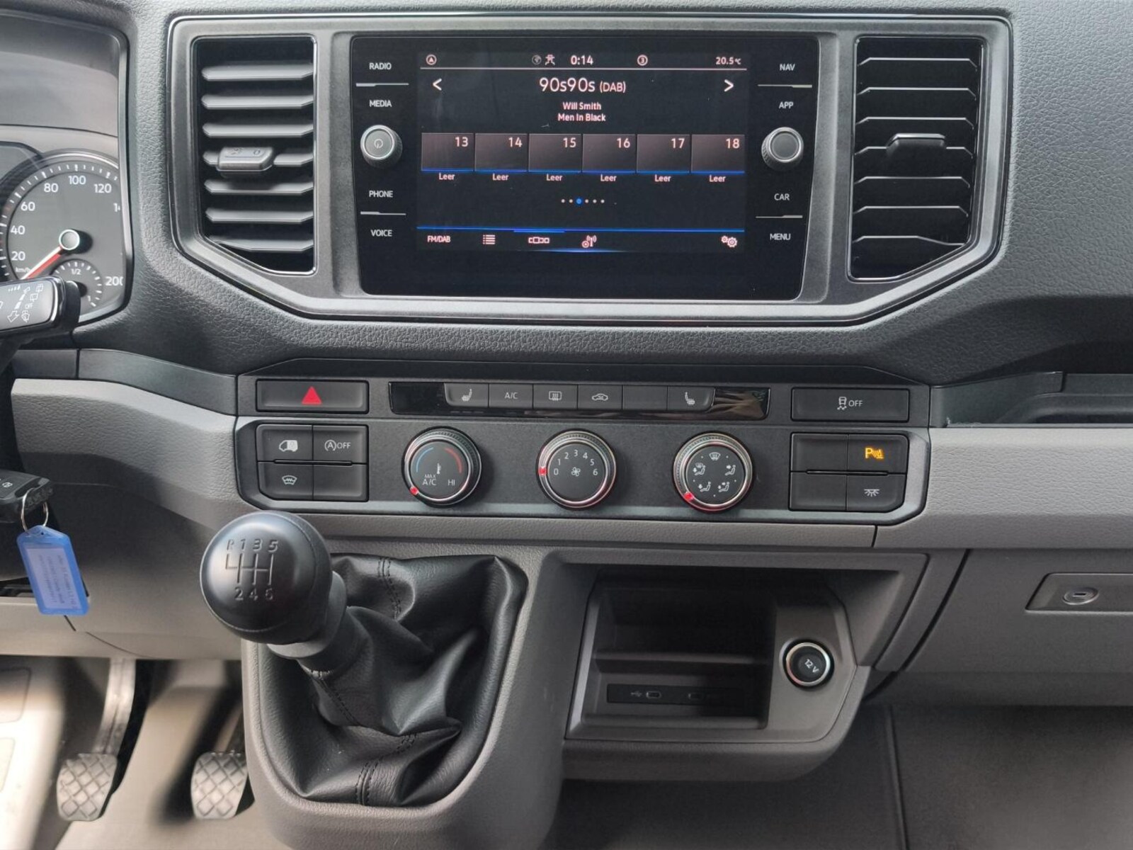 Volkswagen Crafter Kasten mittlerer Radstand – Bild 16