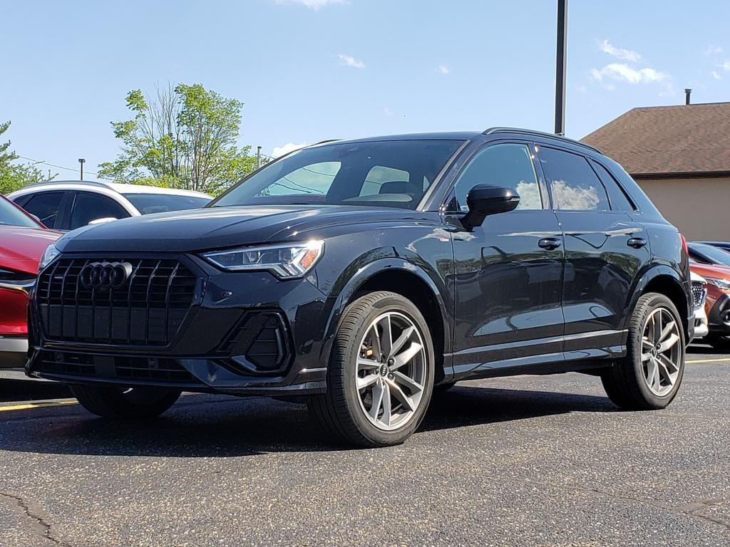 2022 Audi Q3 45 TFSI S Line Premium Plus quattro's photo