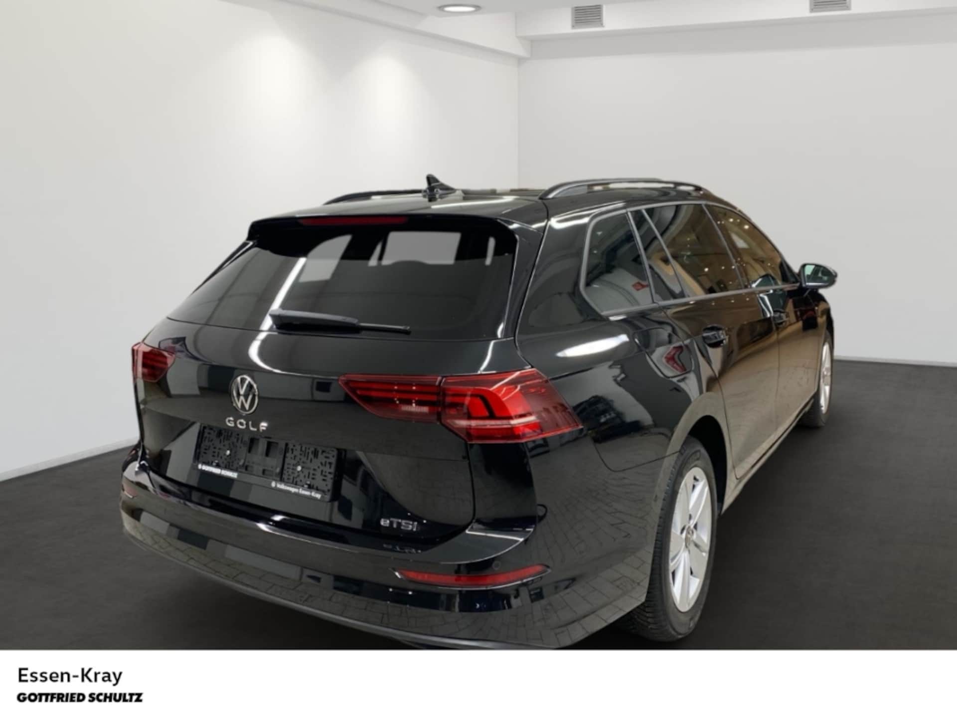 Volkswagen Golf Variant Life