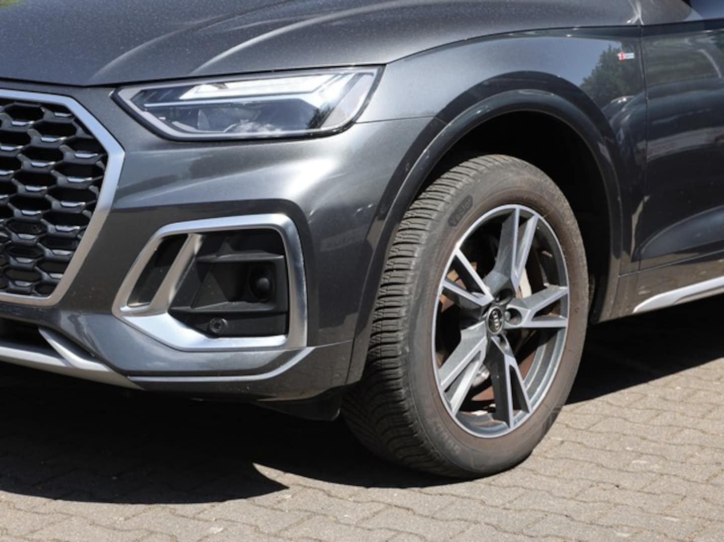 Bild über Audi Q5 Sportback TFSI e S line 50 TFSI e quattro S tronic - für weitere Informationen kontaktieren Sie den Audi Partner