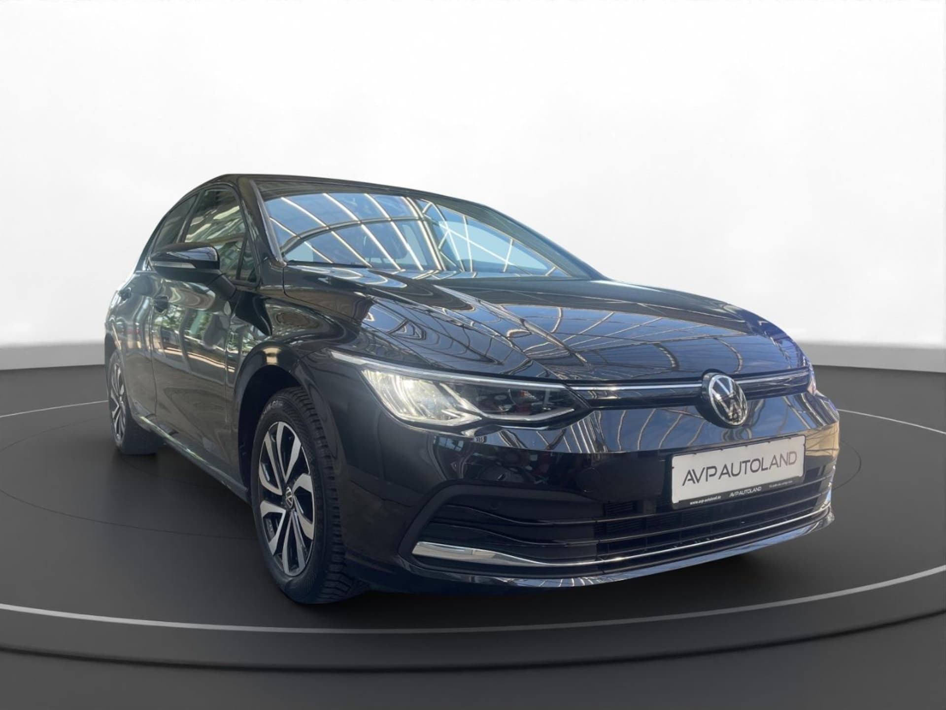 Volkswagen Golf Life