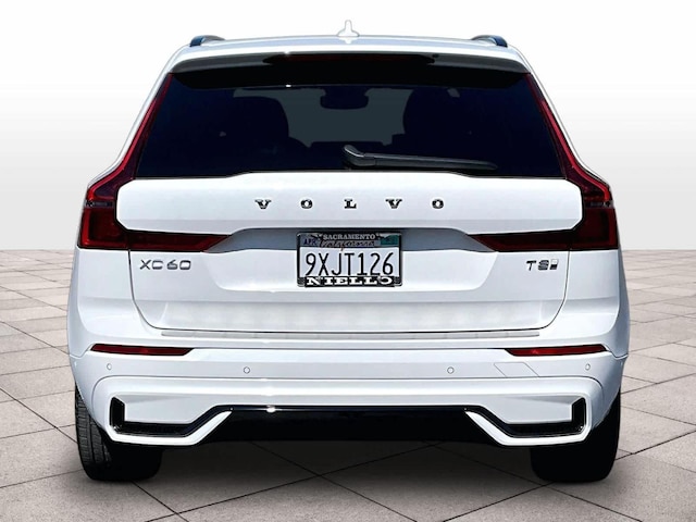 2026 Volvo XC60 Plug-In Hybrid