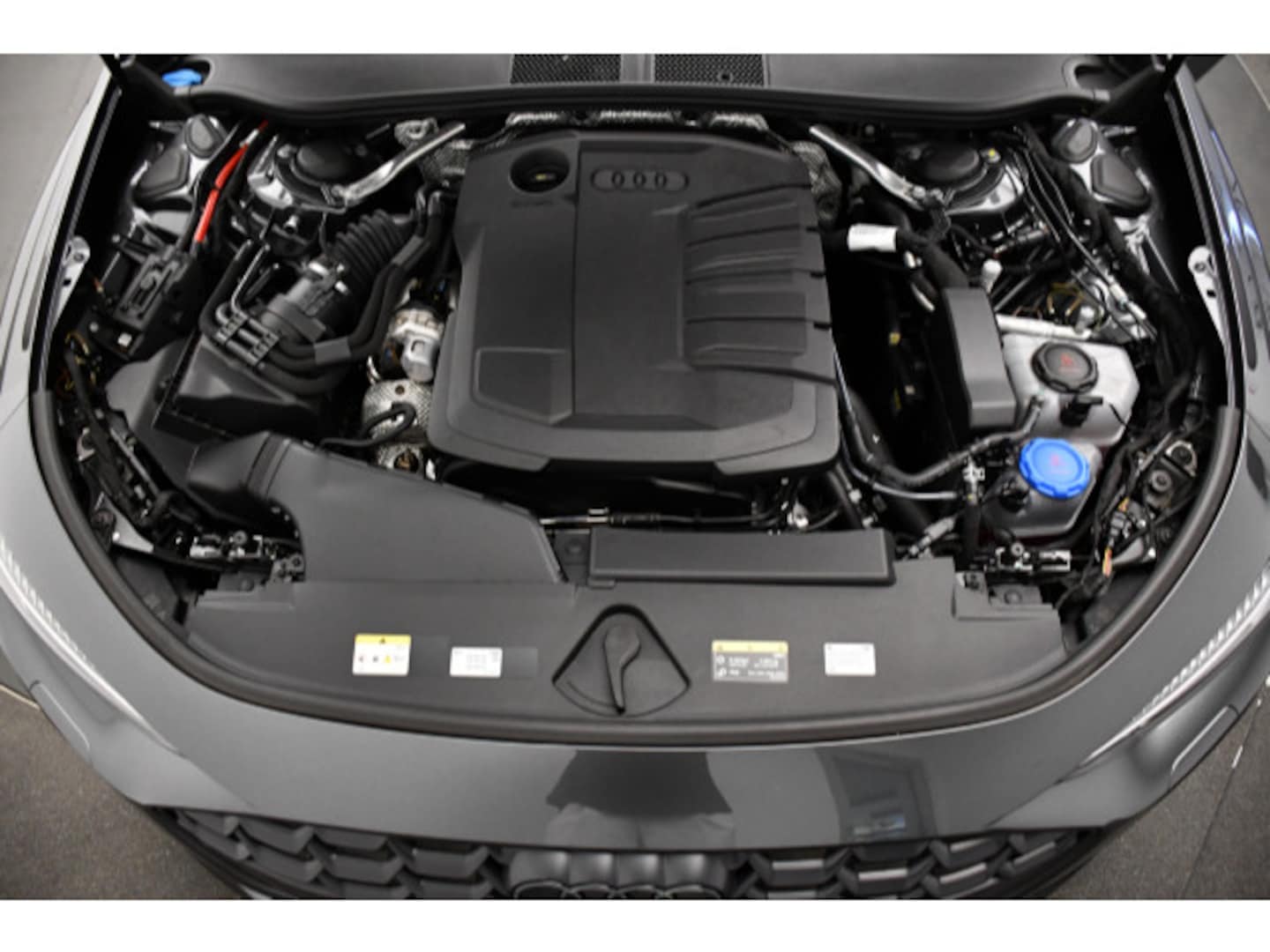 Bild über Audi A5 Avant TDI 150 kW S tronic - für weitere Informationen kontaktieren Sie den Audi Partner