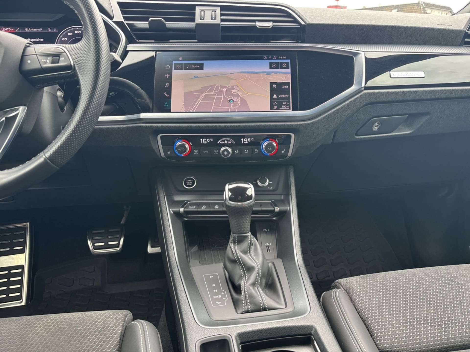 Audi Q3 Sportback S line