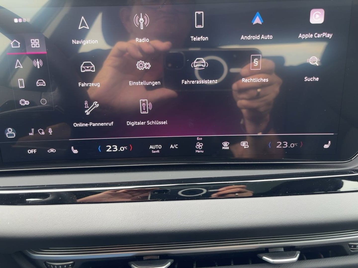 Bild über Audi A6 Avant TDI 150 kW S tronic - für weitere Informationen kontaktieren Sie den Audi Partner