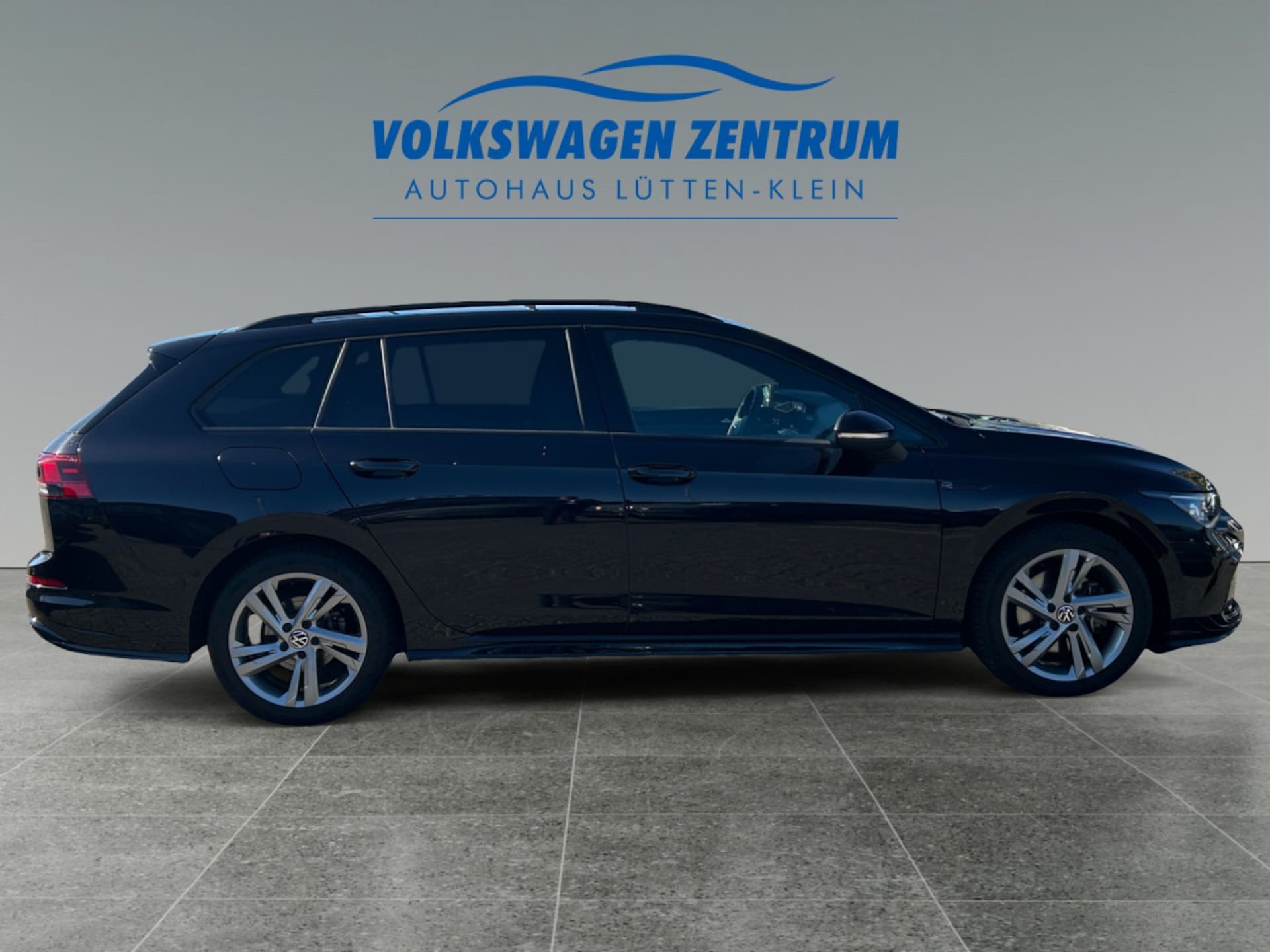 Volkswagen Golf Variant R-Line