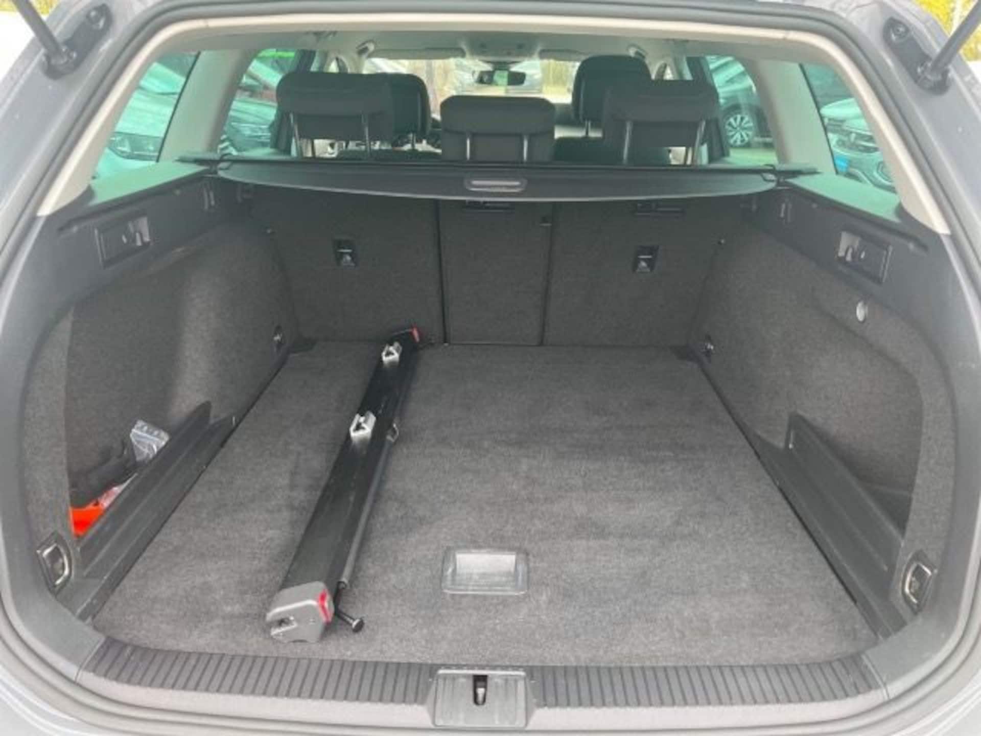 Volkswagen Passat Variant Business