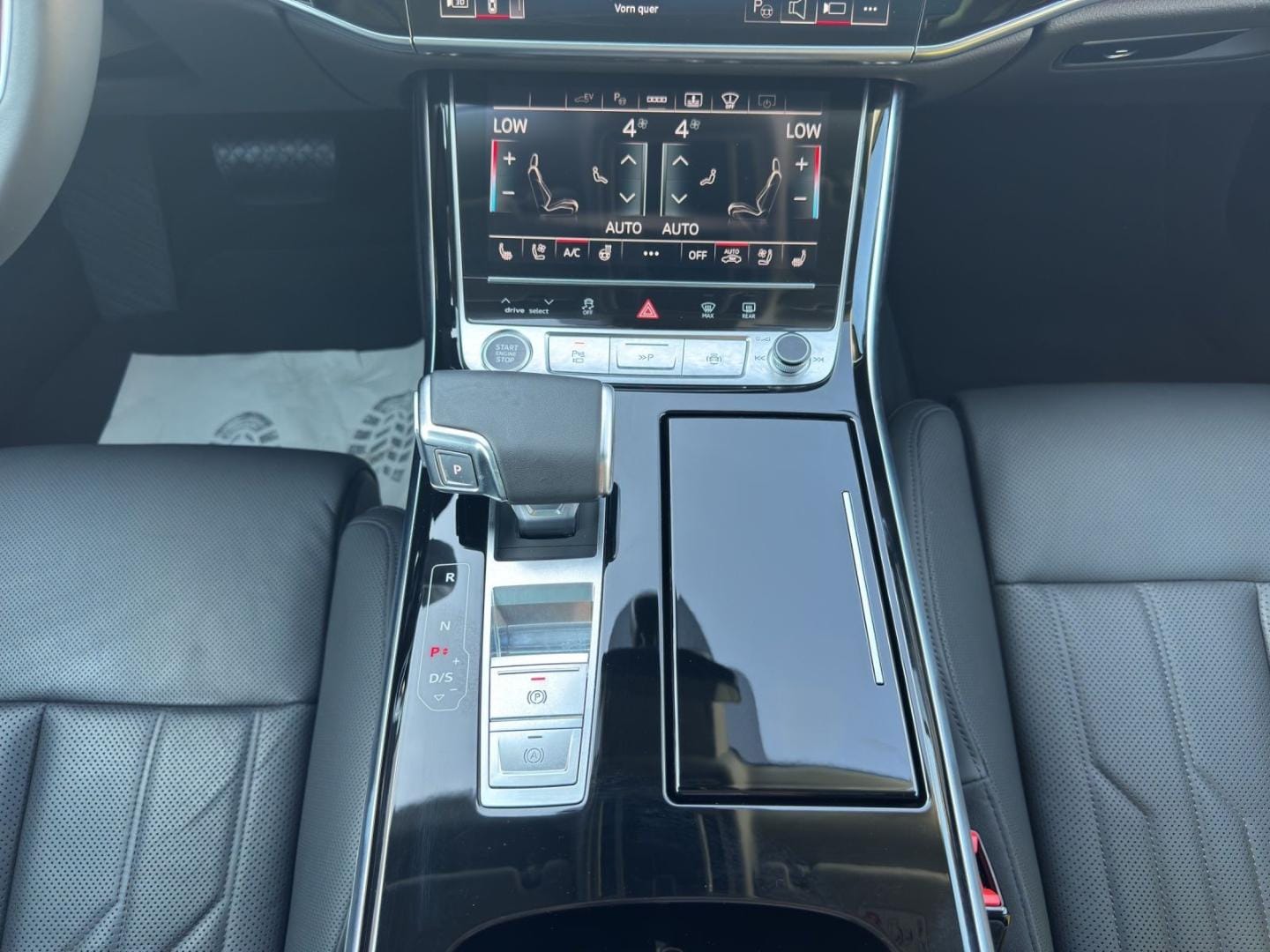 Bild über Audi A8 L TFSI e 60 TFSI e quattro tiptronic - für weitere Informationen kontaktieren Sie den Audi Partner