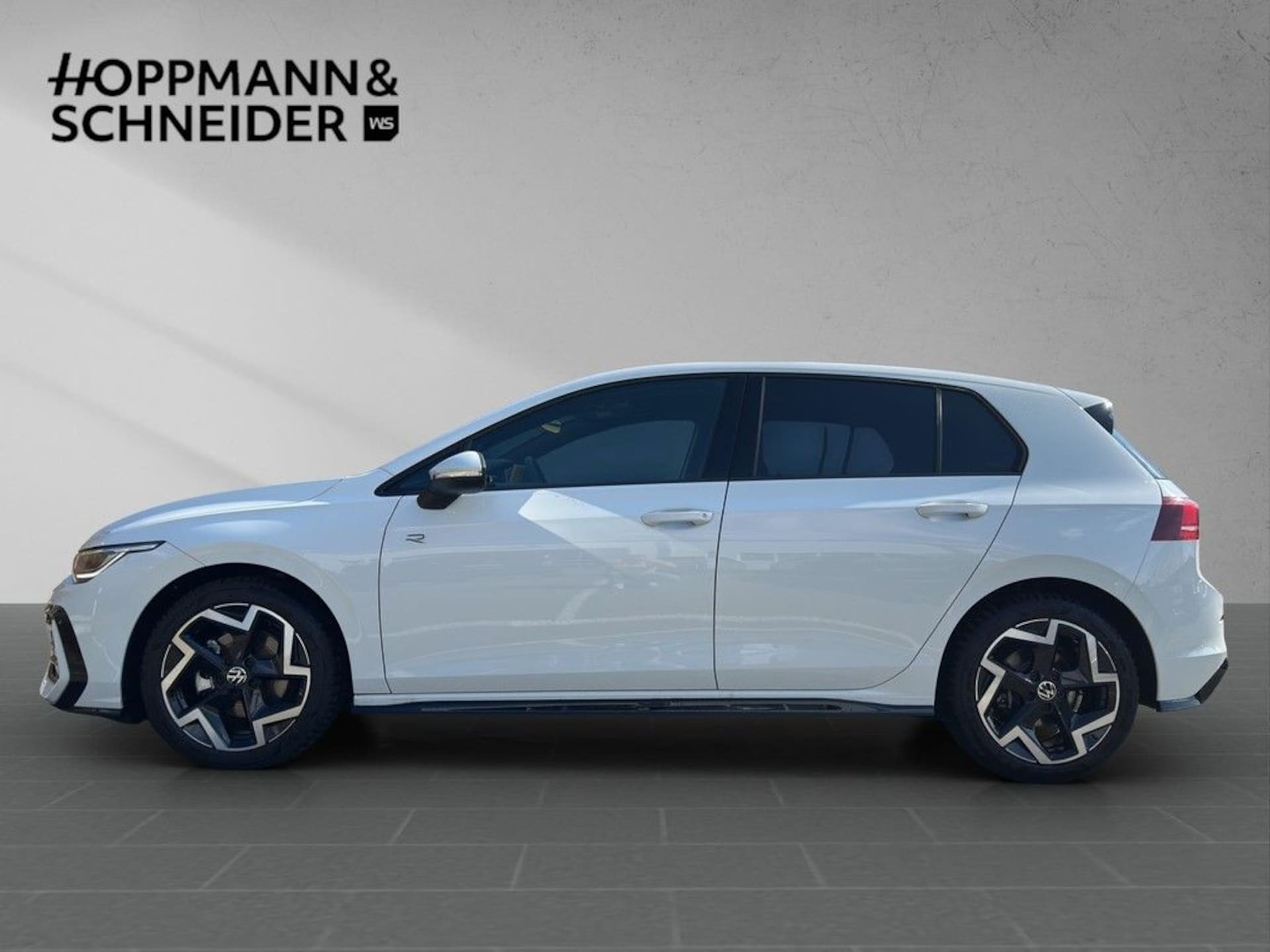 Volkswagen Golf R-Line