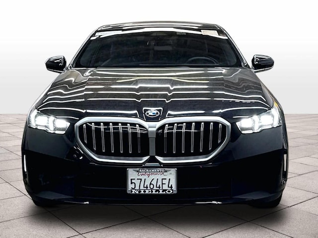 2025 BMW 530i