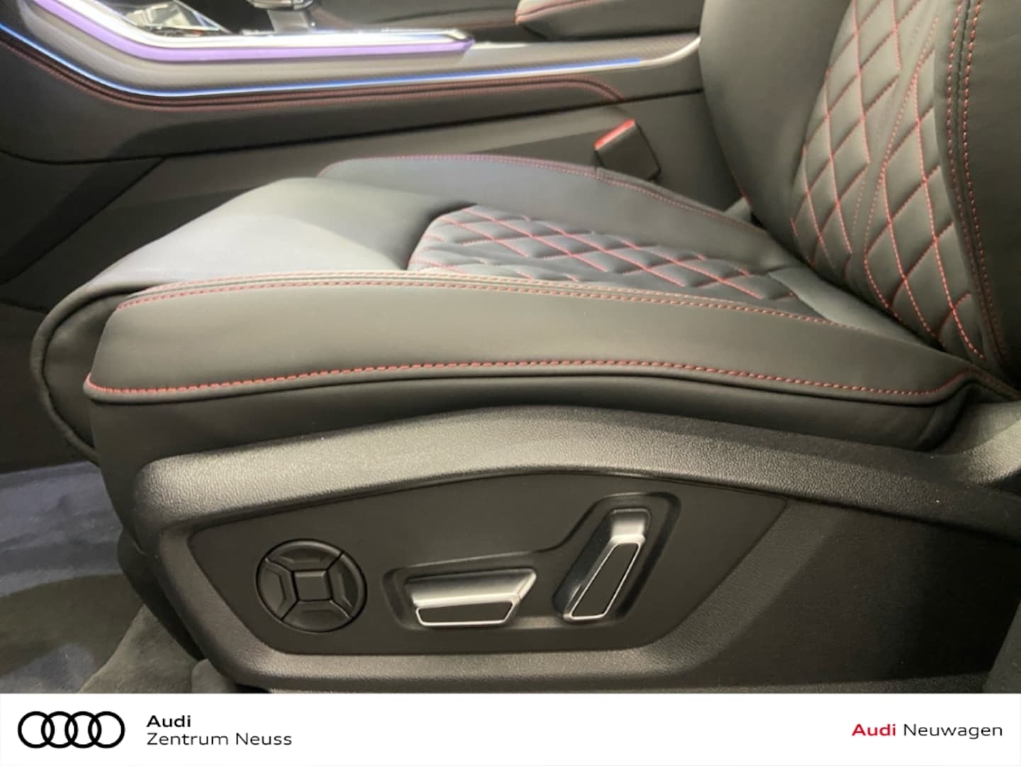 Bild über Audi Q8 SUV TFSI e S line business TFSI e quattro 290 kW tiptronic - für weitere Informationen kontaktieren Sie den Audi Partner