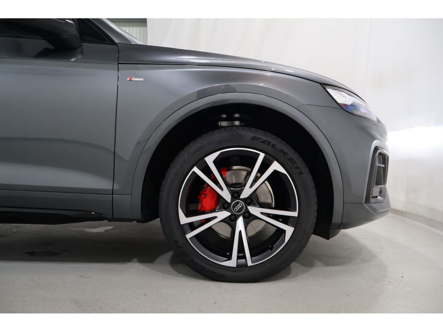 Bild über Audi Q5 Sportback 40 TDI quattro S tronic - für weitere Informationen kontaktieren Sie den Audi Partner