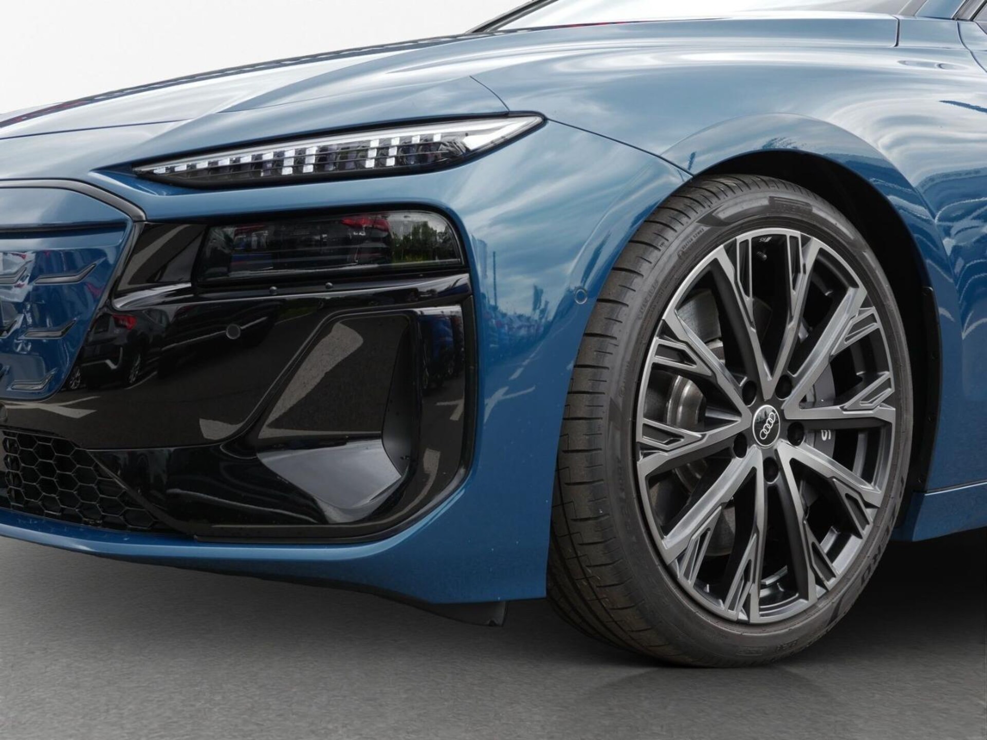 Audi S6 Sportback e-tron edition one