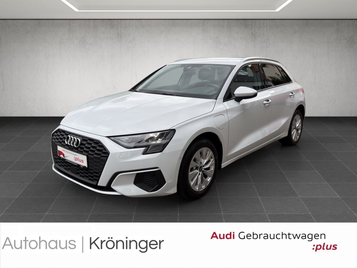 Bild über Audi A3 Sportback TFSI e 40 TFSI e S tronic - für weitere Informationen kontaktieren Sie den Audi Partner