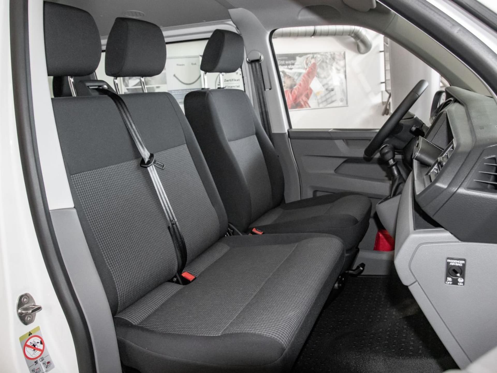 Volkswagen T6.1 Transporter Kombi kurzer Radstand