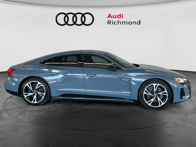 2022 Audi e-tron GT quattro
