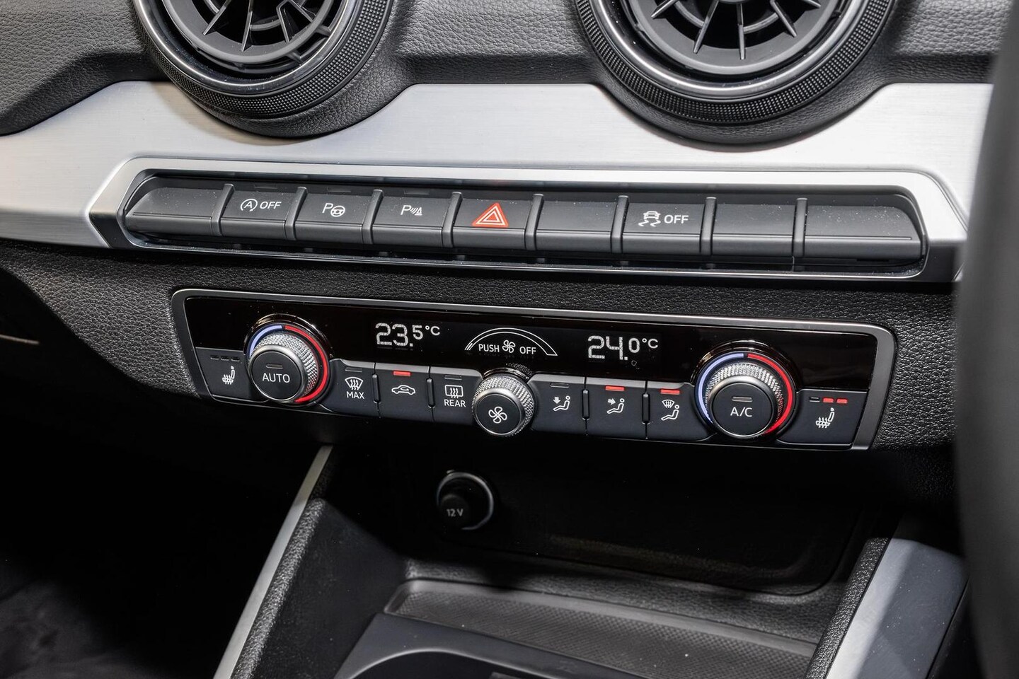 Image about Audi Q2 35 TFSI S tronic