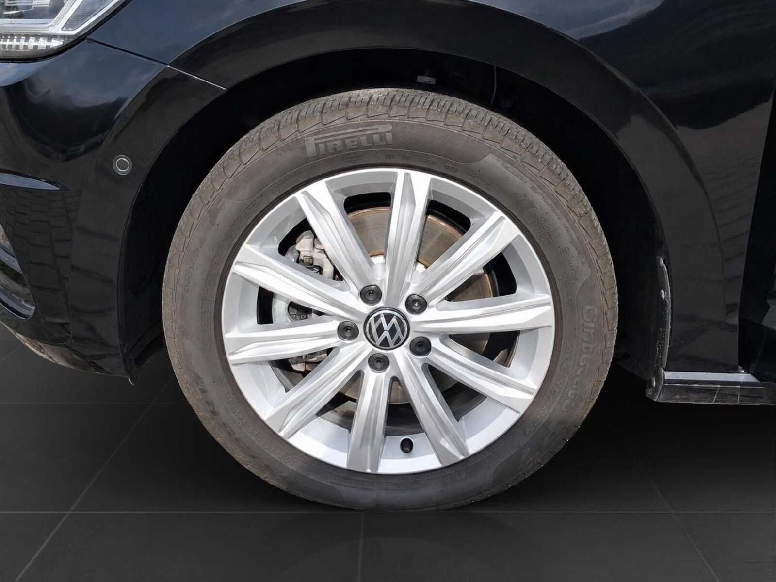 Volkswagen Touran – Bild 16