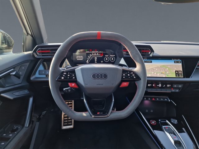 Image about Audi RS 3 Limousine TFSI quattro S tronic