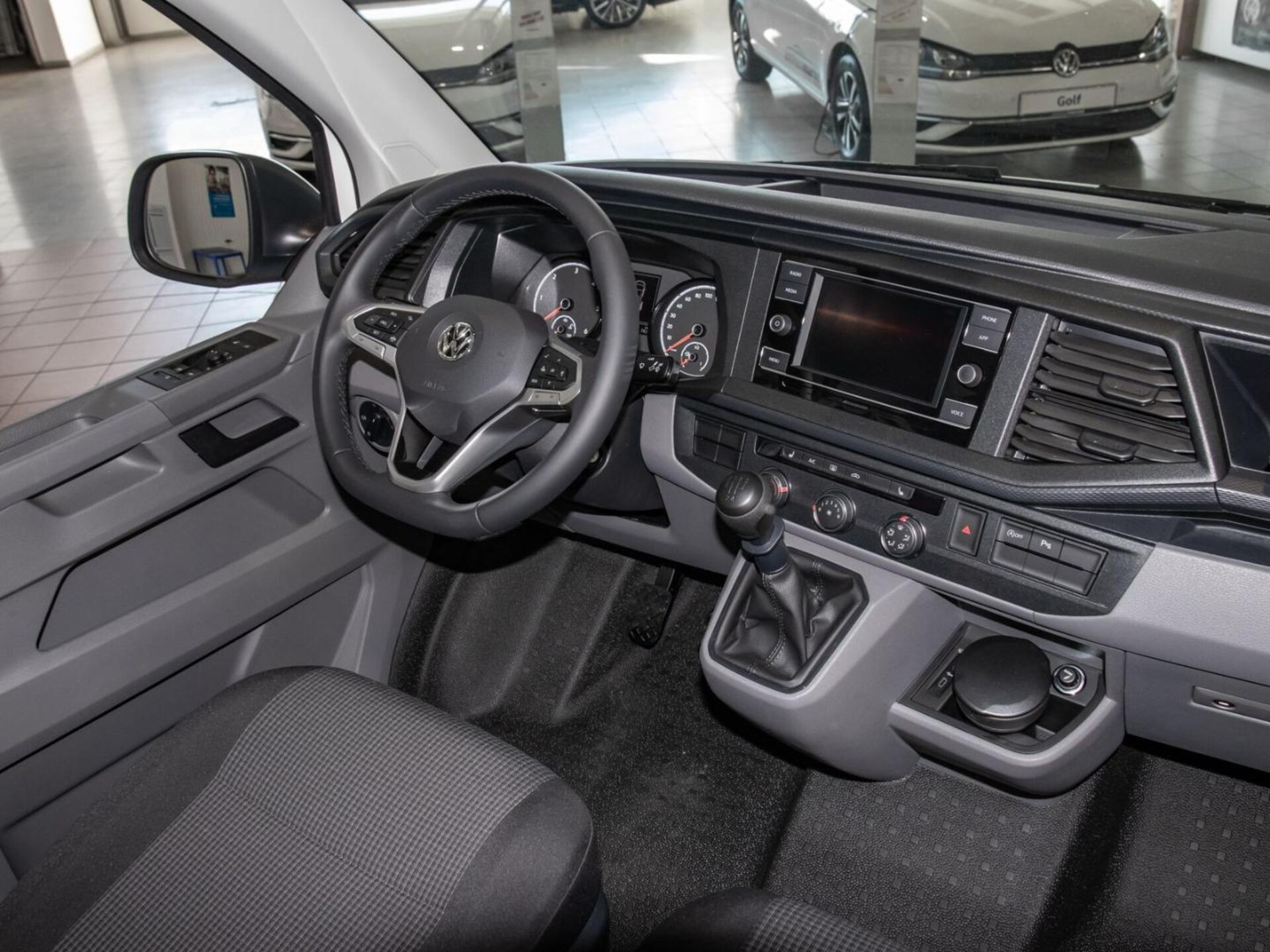 Volkswagen T6.1 Transporter Kombi kurzer Radstand