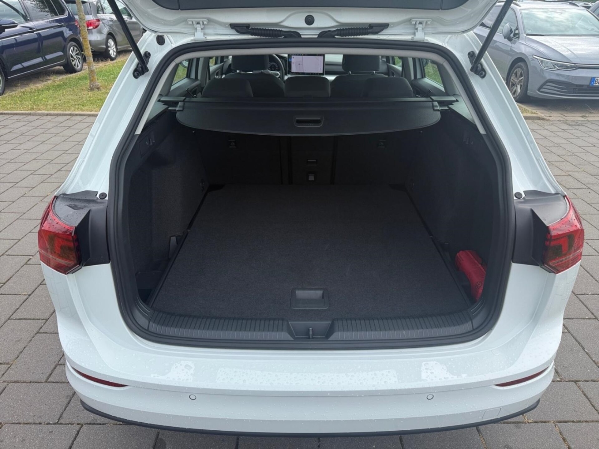 Volkswagen Golf Variant Life