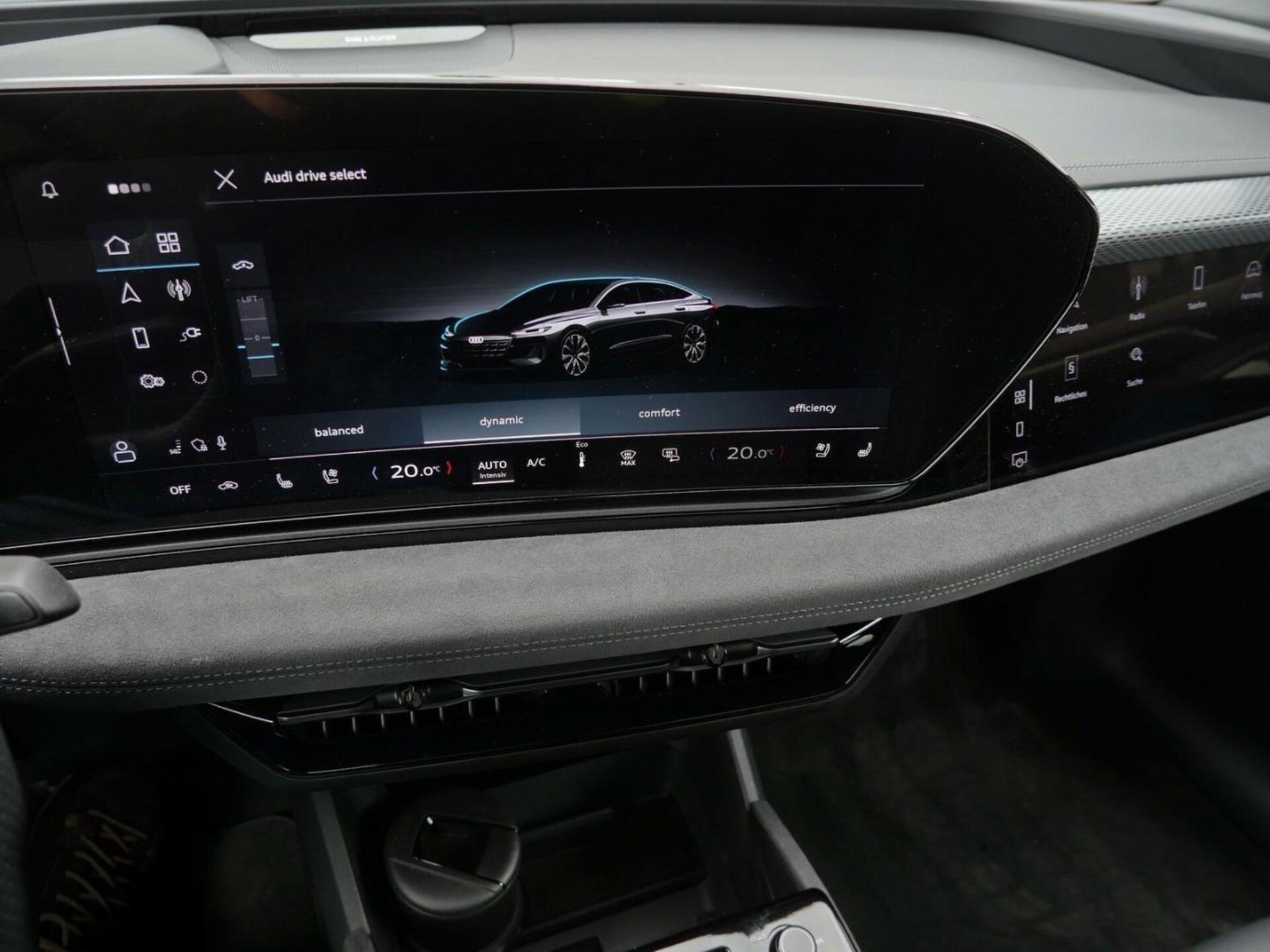 Audi S6 Sportback e-tron edition one