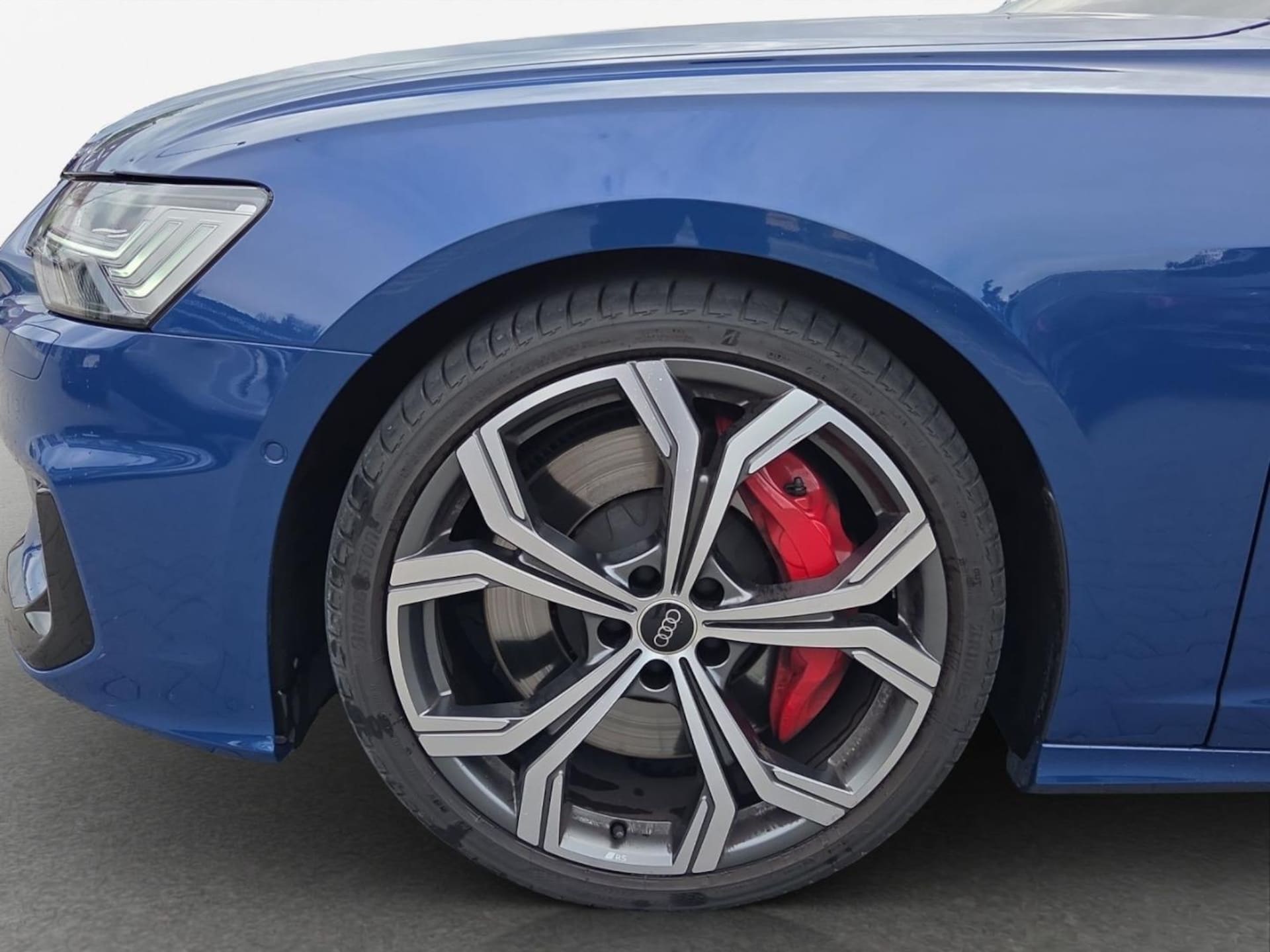 Audi S6 Avant