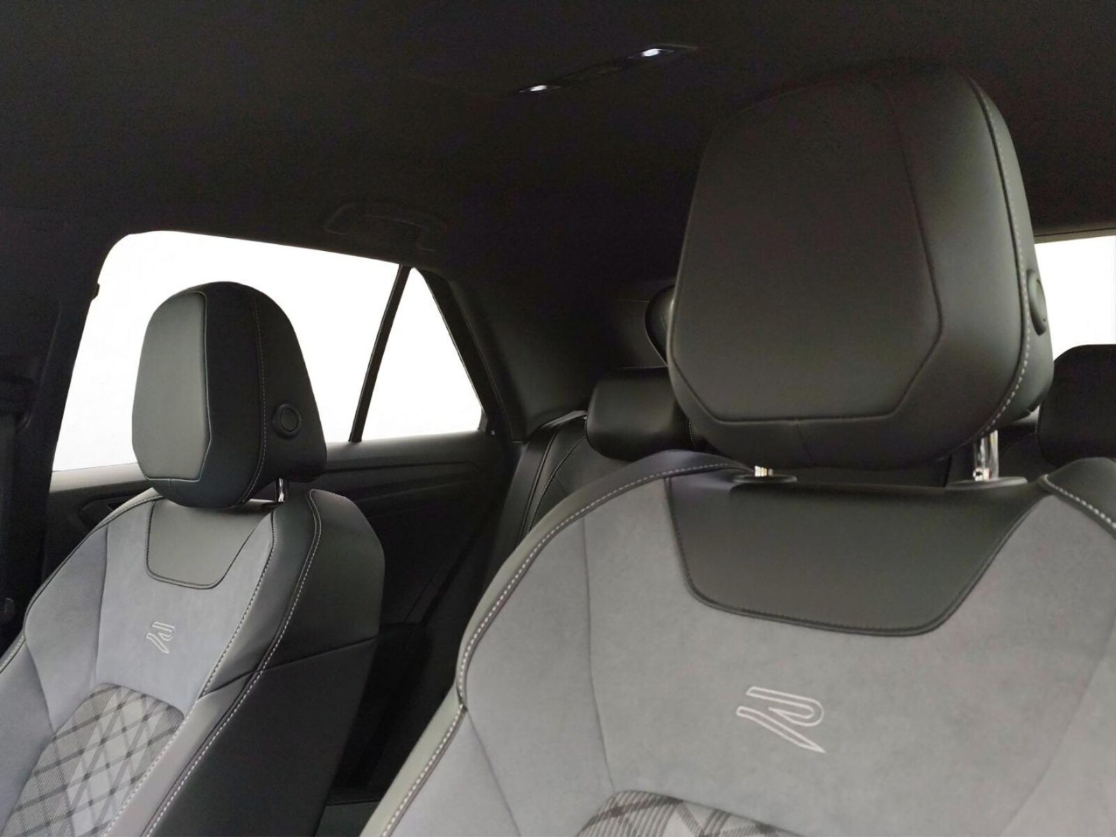 Volkswagen T-Roc – Bild 13