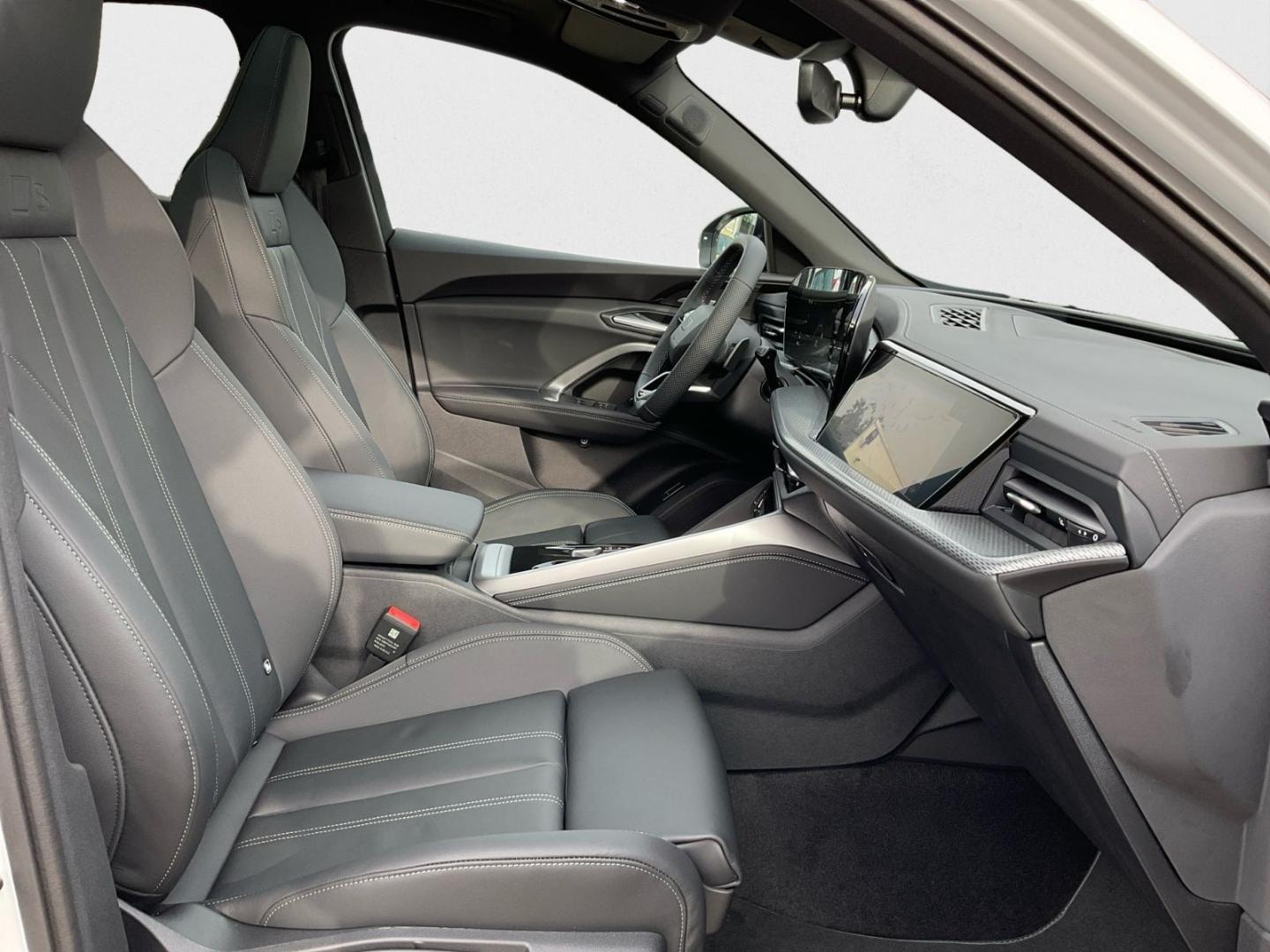 Bild über Audi Q5 Sportback TDI quattro 150 kW S tronic - für weitere Informationen kontaktieren Sie den Audi Partner