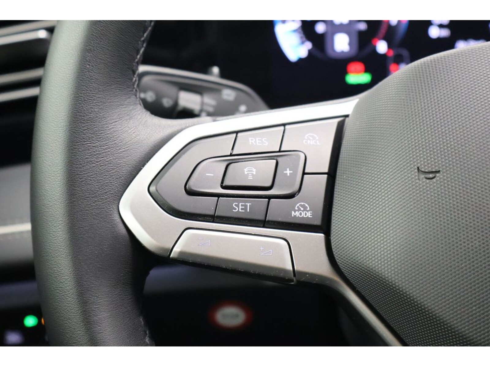 Volkswagen Tiguan – Bild 16