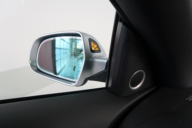 Image about Audi RS 5 Cabriolet RS 5 Cabriolet 4.2 FSI quattro	331(450)	kW(PS)	S tronic