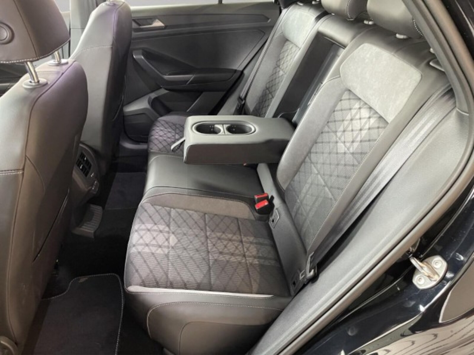 Volkswagen T-Roc – Bild 10