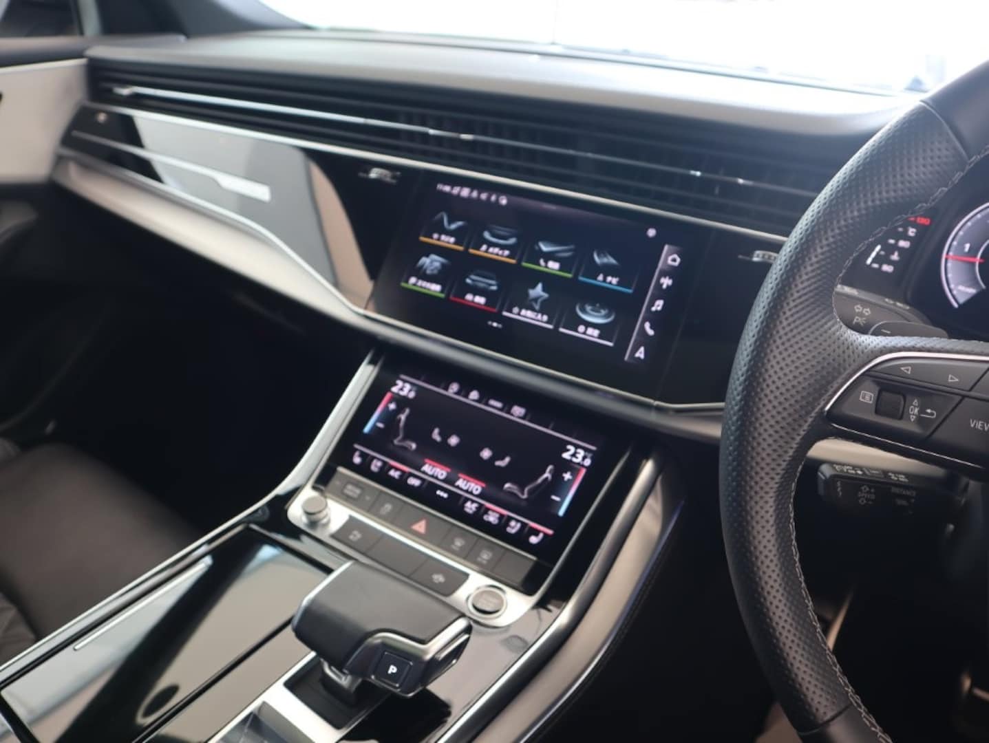 Audi Q8 SUV 50 TDI quattro 200(272) kW(PS) tiptronic for more details contact your dealer
