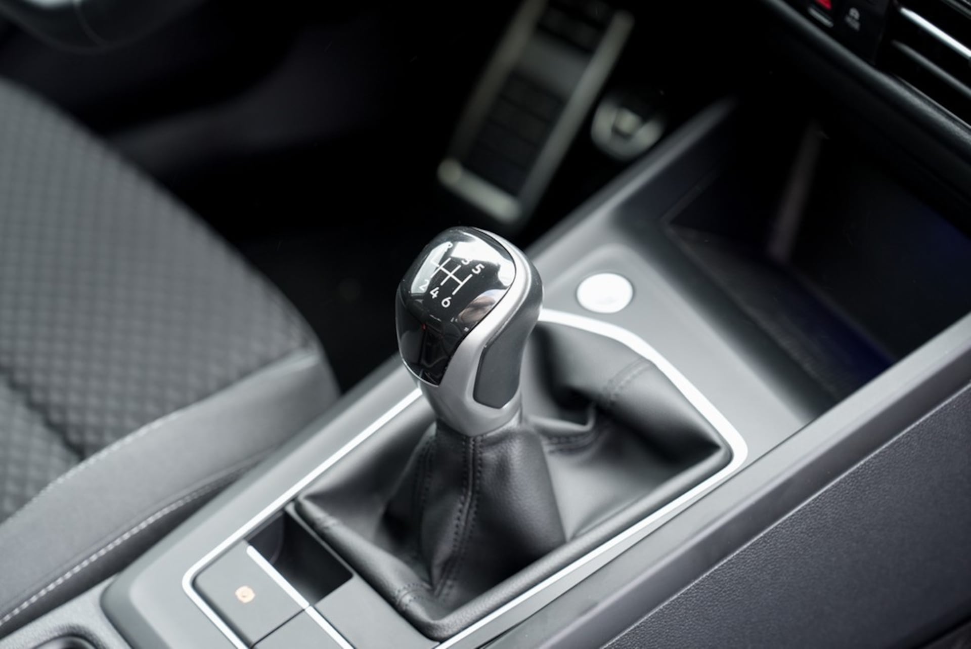 Volkswagen Golf Active
