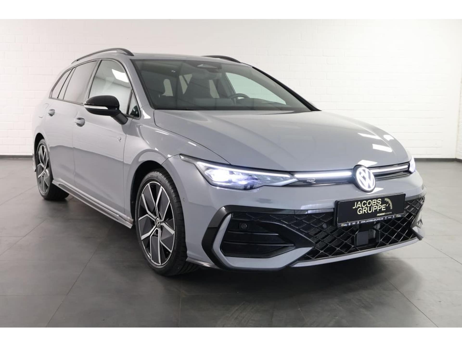 Volkswagen Golf Variant R-Line