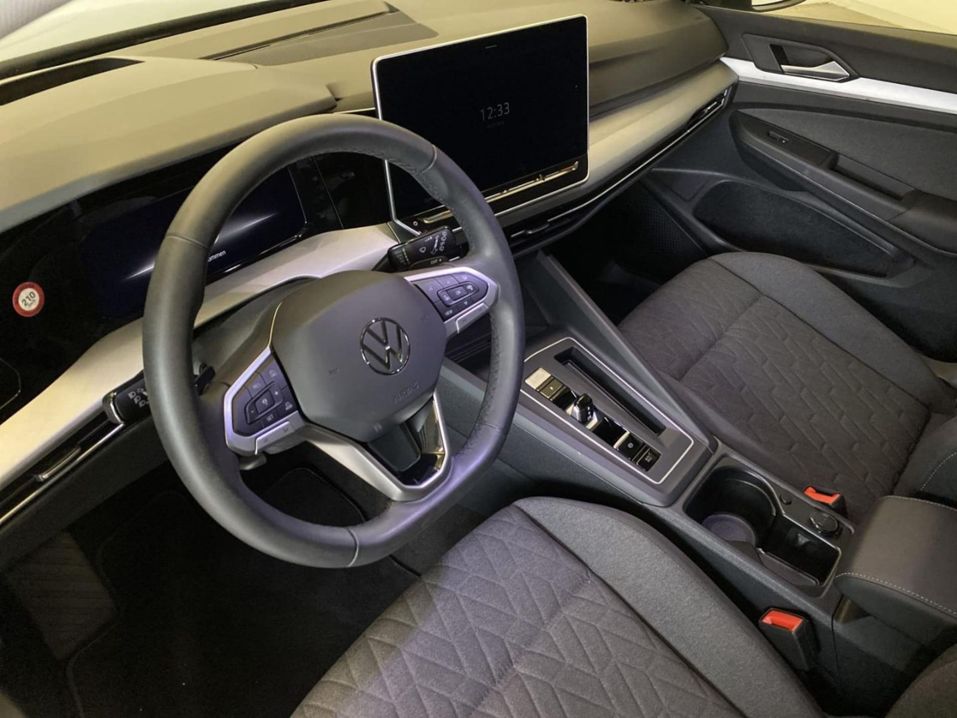 Volkswagen Golf Variant Life