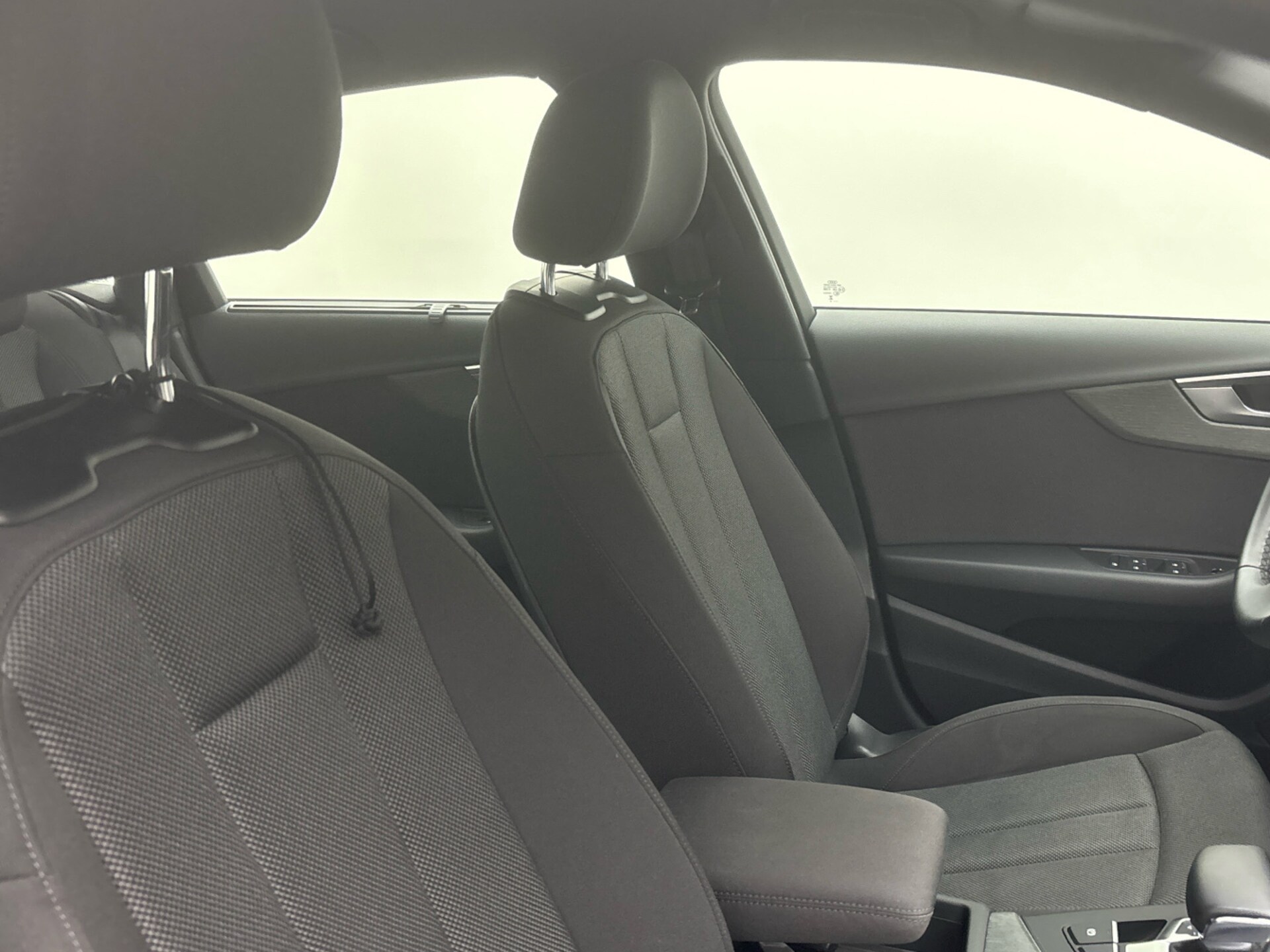 Audi A4 Limousine