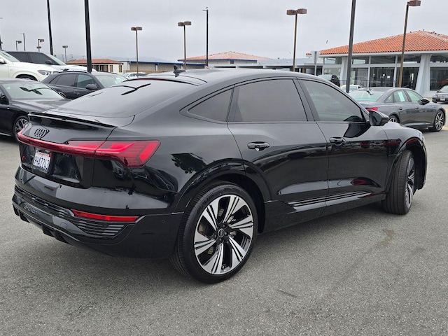 2024 Audi Q8 Sportback e-tron