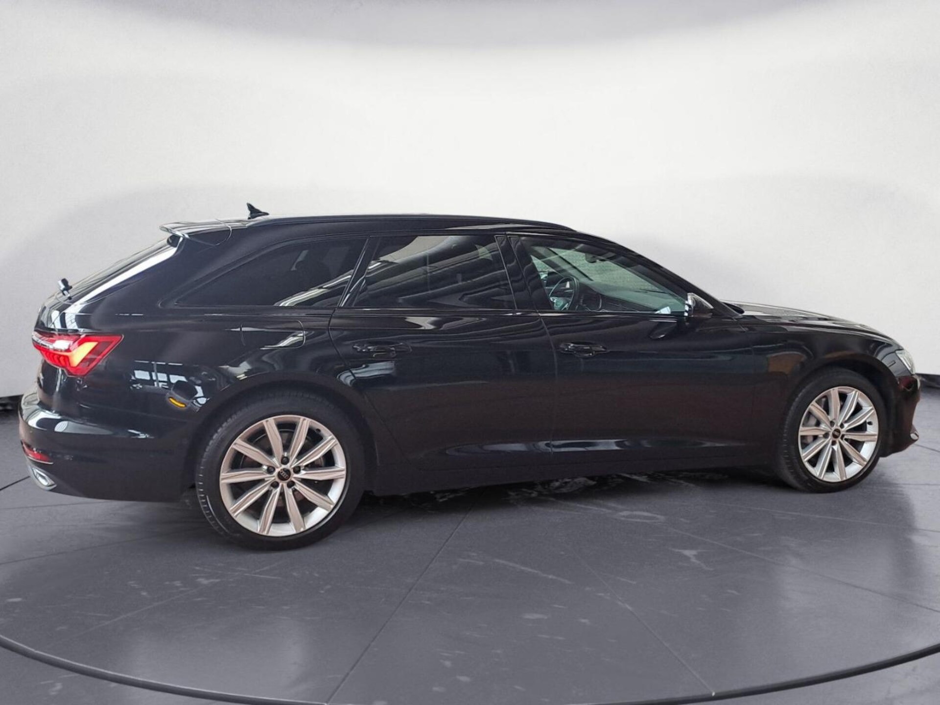 Audi A6 Avant TFSI e