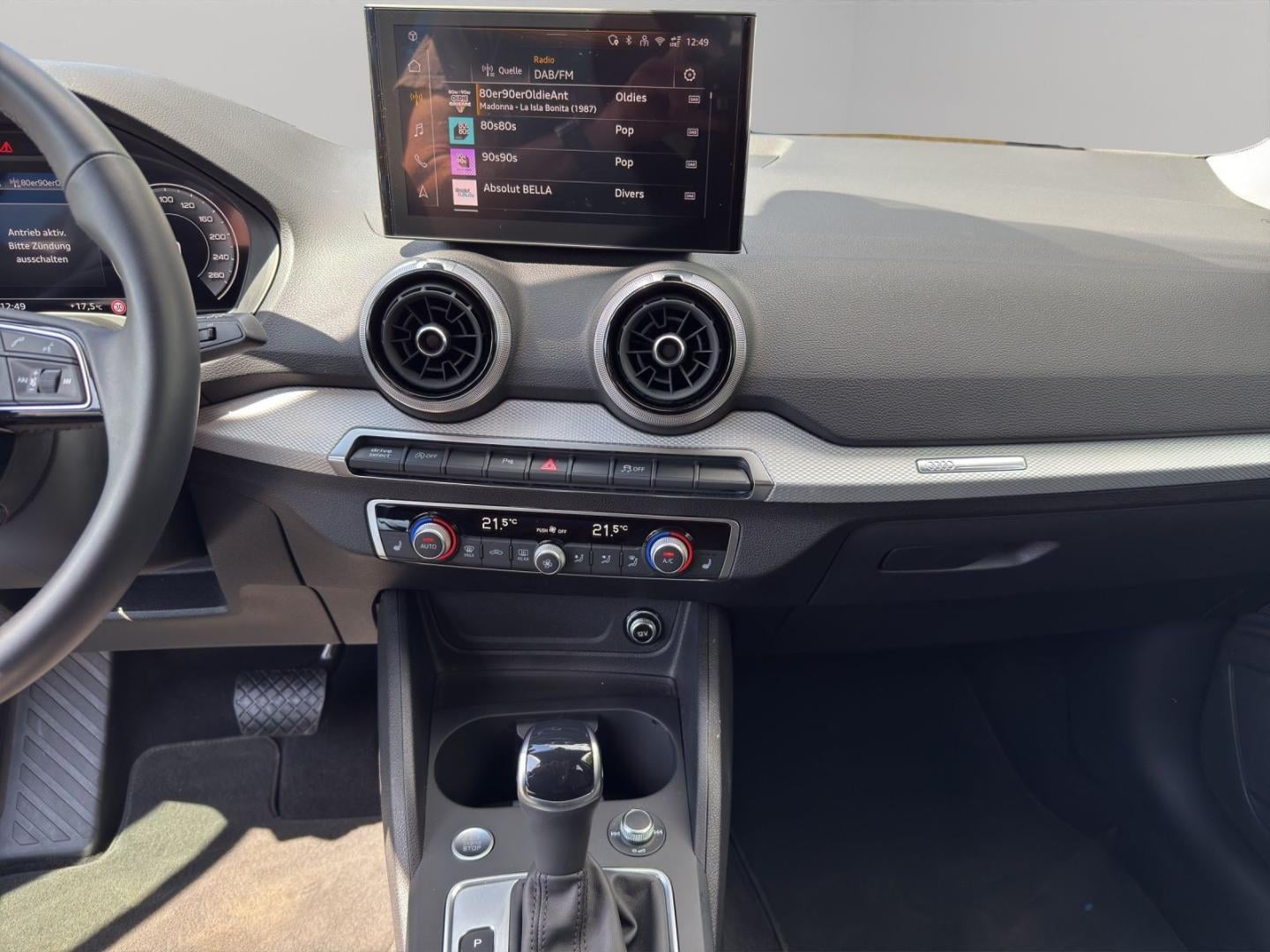Bild über Audi Q2 S line 35 TFSI S tronic - für weitere Informationen kontaktieren Sie den Audi Partner