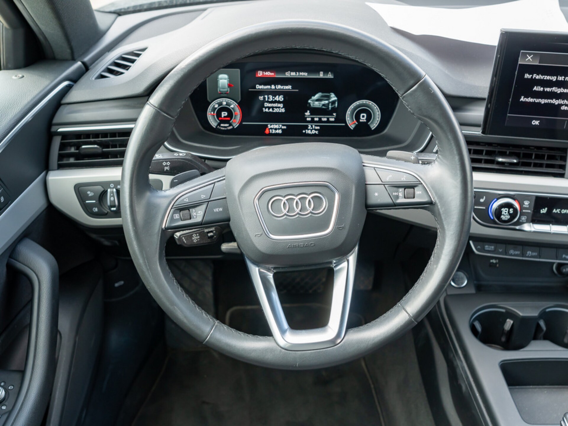 Audi A4 Avant S line