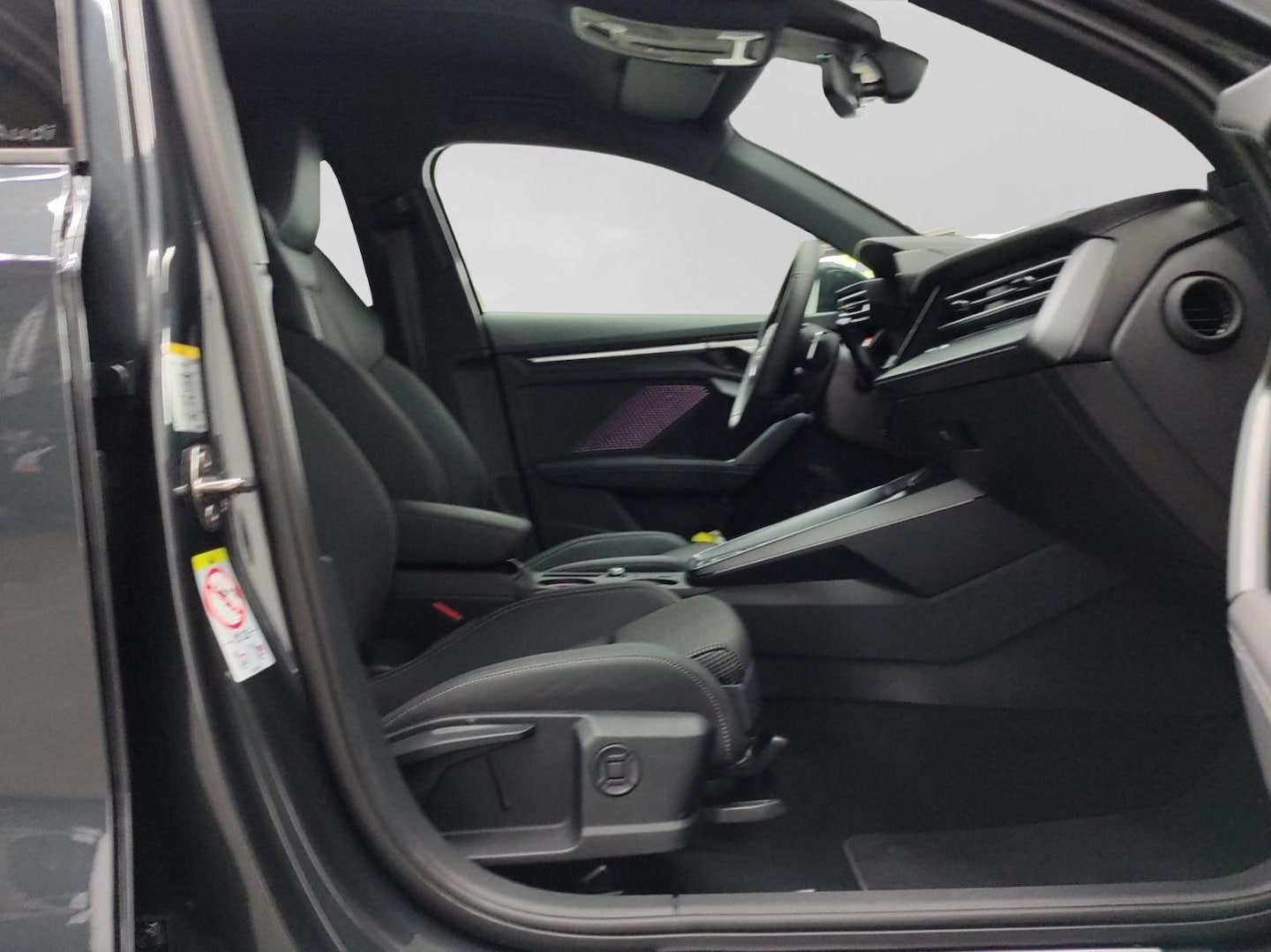 Bild über Audi A3 allstreet TFSI e 40 TFSI e S tronic - für weitere Informationen kontaktieren Sie den Audi Partner