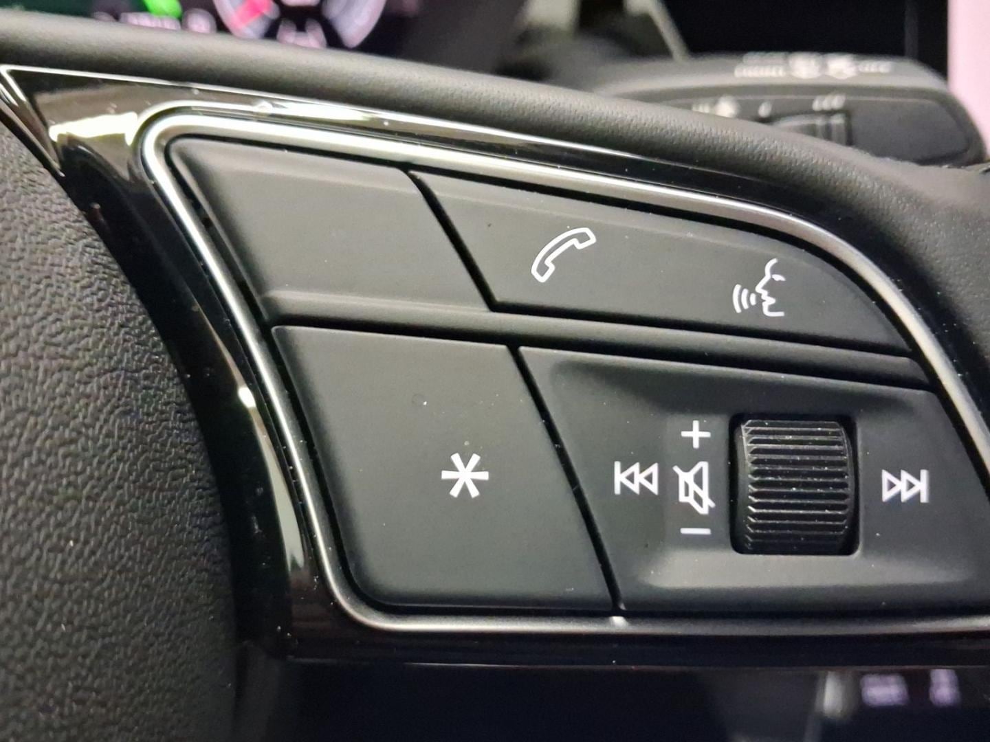 Bild über Audi A3 Sportback TFSI Schaltgetriebe - für weitere Informationen kontaktieren Sie den Audi Partner