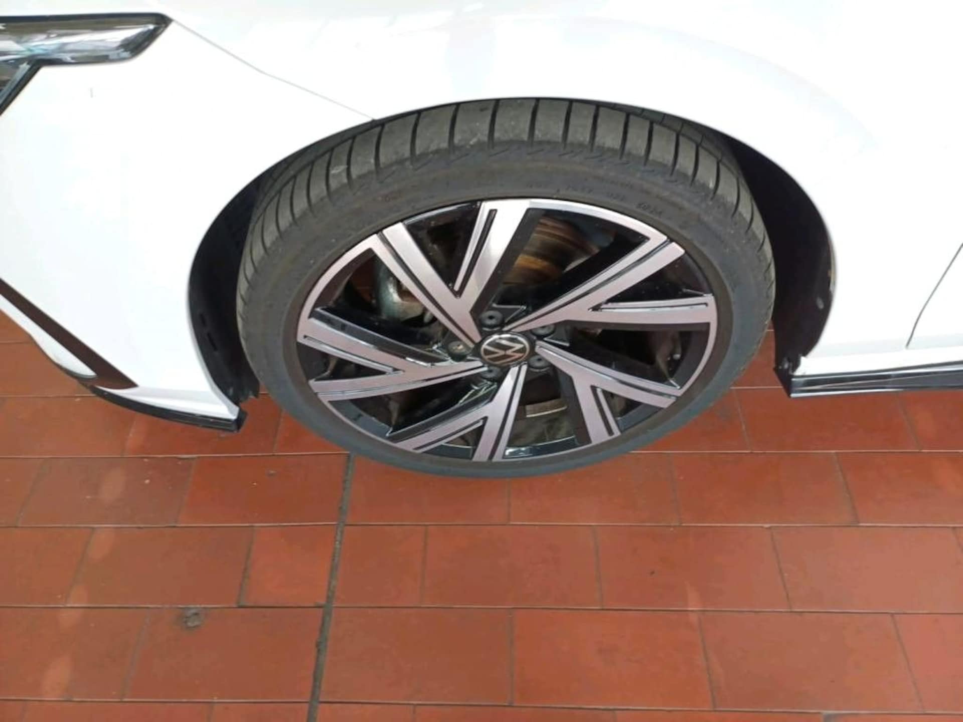 Volkswagen Golf R-Line