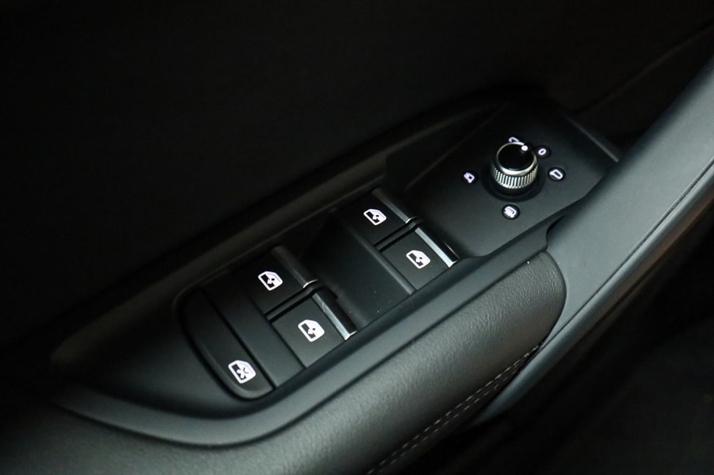 Bild über Audi Q5 TFSI e advanced 50 TFSI e quattro S tronic - für weitere Informationen kontaktieren Sie den Audi Partner