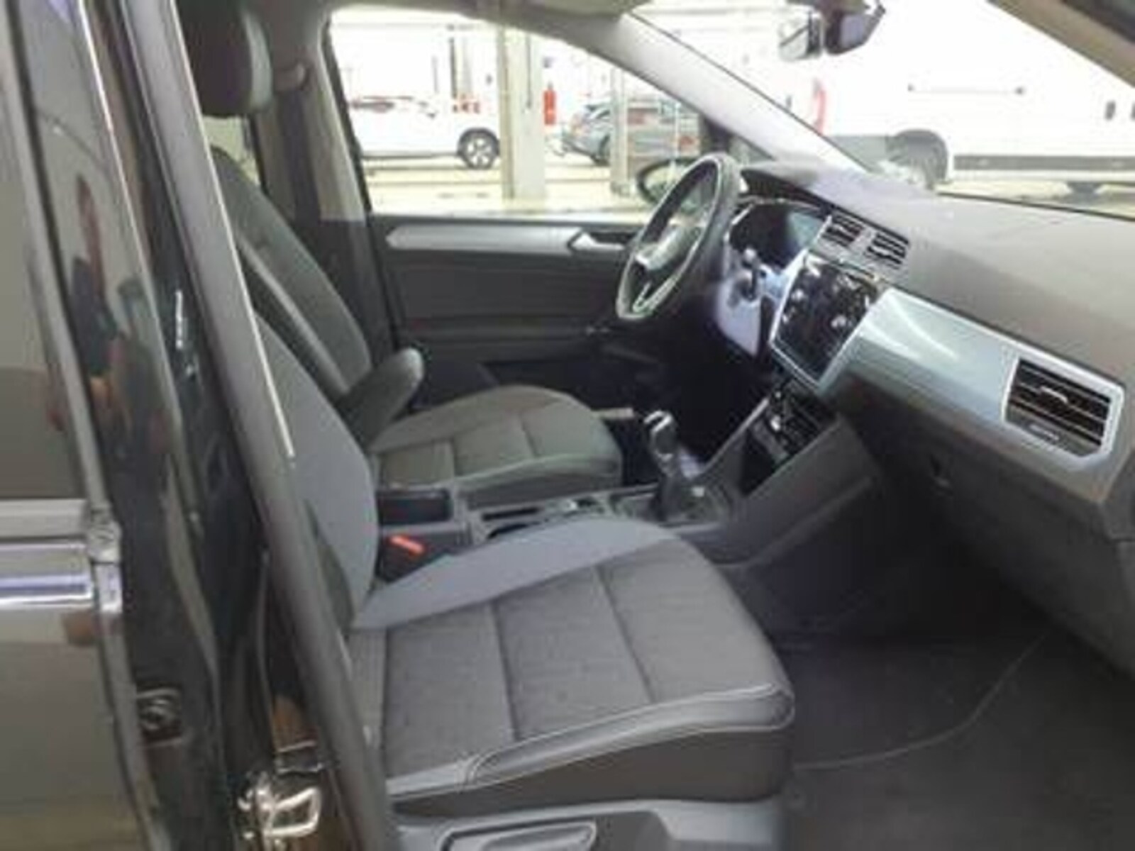 Volkswagen Touran – Bild 4