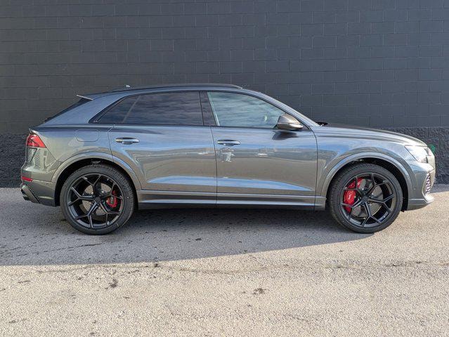 2026 Audi RS Q8 SUV performance