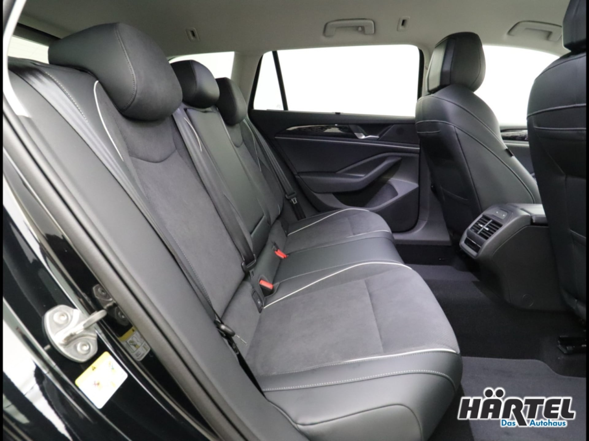 Volkswagen Passat Elegance
