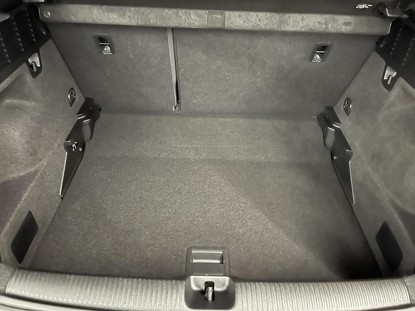 Image about Audi Q2 Business Line 30 TFSI 81 kW (110 ch) 6 vitesses