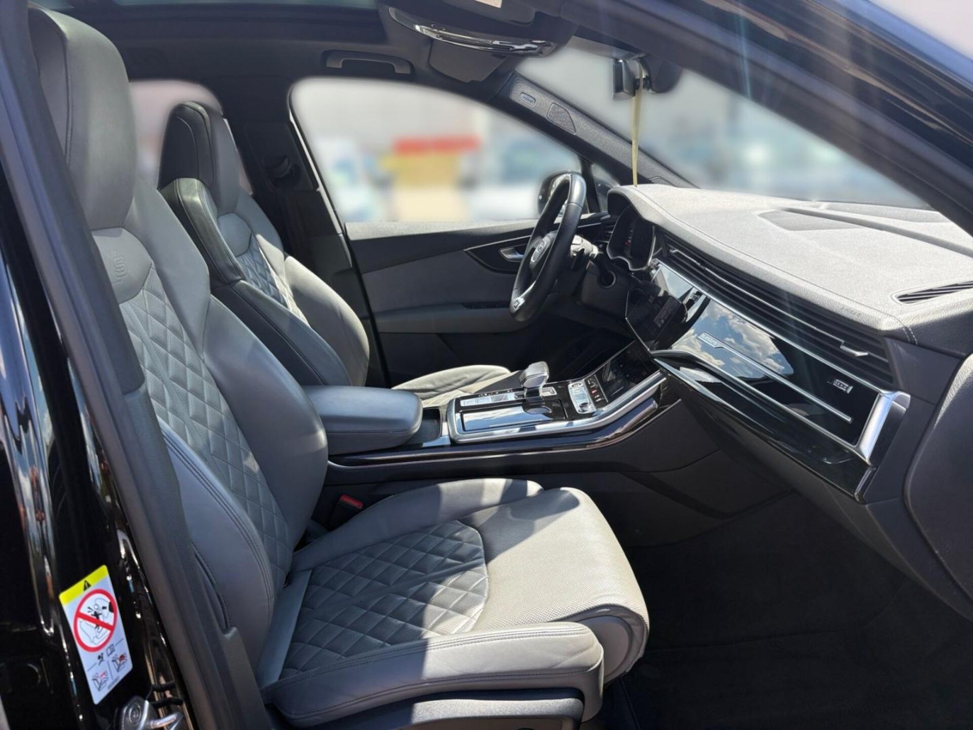 Audi Q7 SUV TFSI e S line